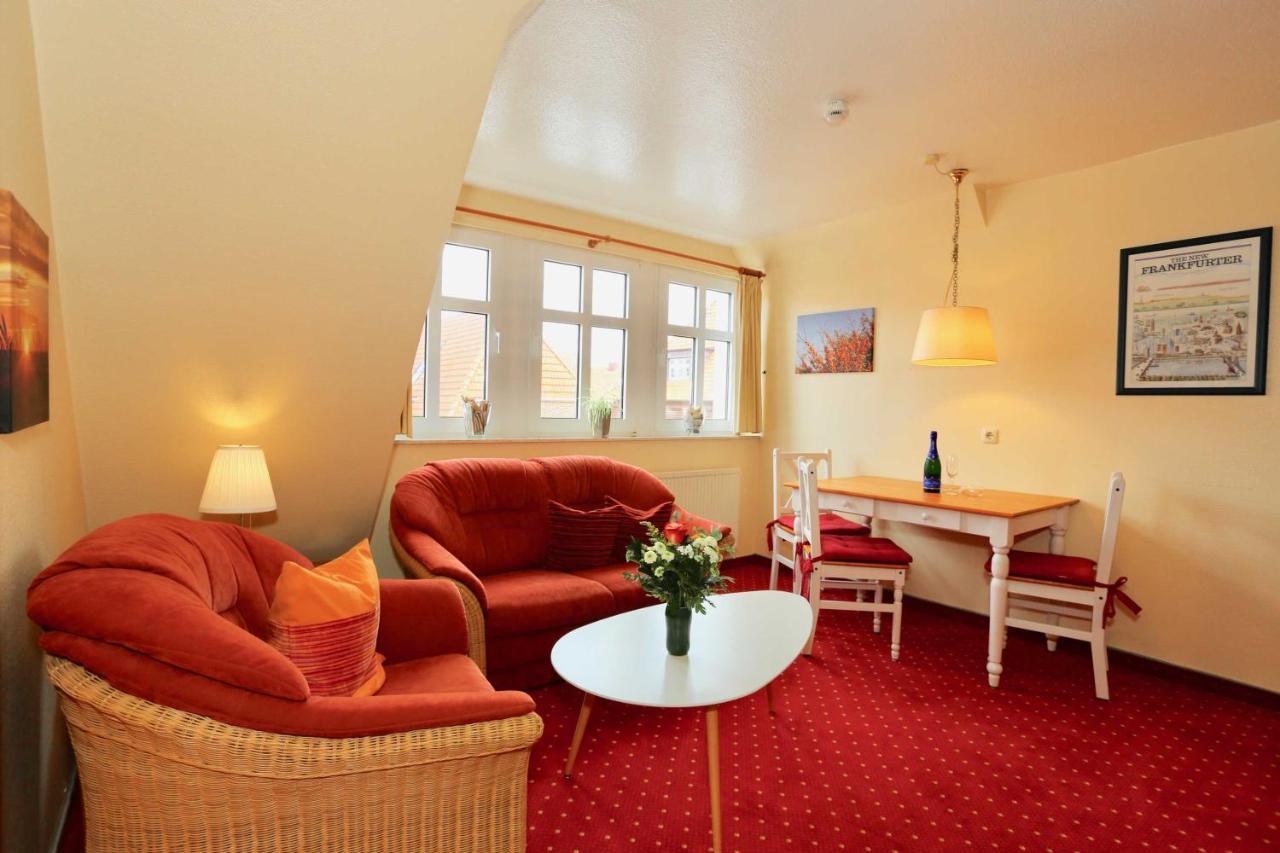 Inselresidenz Strandburg - Ferienwohnung 303 Юст Екстер'єр фото
